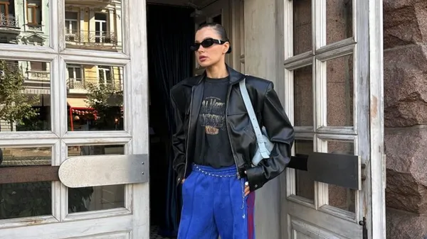 Кохана Дубінчака одягнулася в образ зі шкіри та позує на вулицях Києва – фани залюбувалися