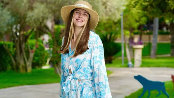 Довгонога Магучіх розбурхала мережу спокусливими танцями – Леви на джипі теж у захваті