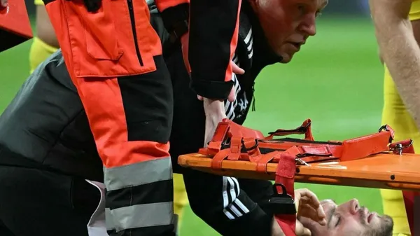 Кума звезды сборной Украины не может уснуть после матча – тяжелая травма оставляет его одного в Польше