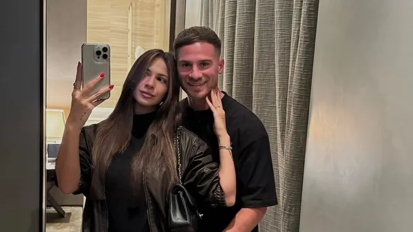 Любовний трикутник зірки Ліверпуля дійшов до суду: проміняв дівчину на її подружку і поплатився