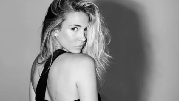 Невероятная бывшая жена капитана сборной Испании вызвала нескрываемый восторг своим видом