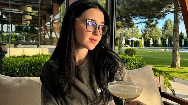 Естетика осені: обраниця Микитишина показала незвичайні кольори природи