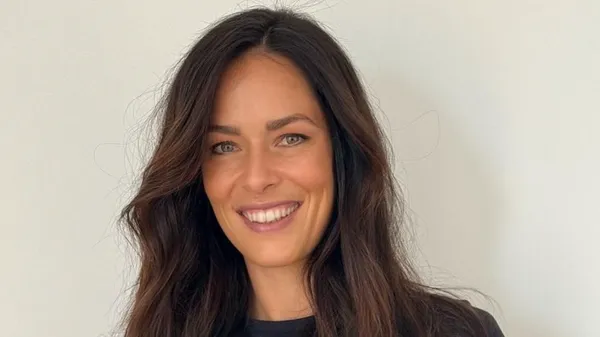 Колишня перша ракетка світу Івановіч поділилась зворушливим фото з коханим – затьмарили схід сонця