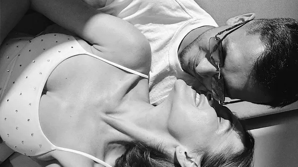 Щасливі миті батьківства: Дубінчак із сином бавляться у теплій ванній – ніжність без меж