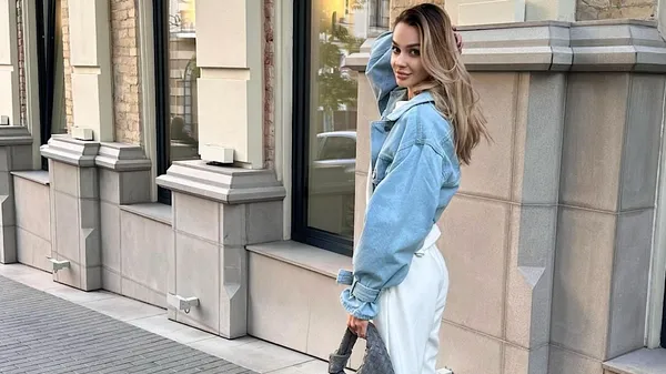 Дружина футболіста Металіста 1925 показала буденний стиль із ноткою елегантності – вау