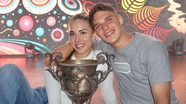 Підтримка коханої та доньки надихнула Судакова на перемогу – футболіст щасливий поруч із сім'єю