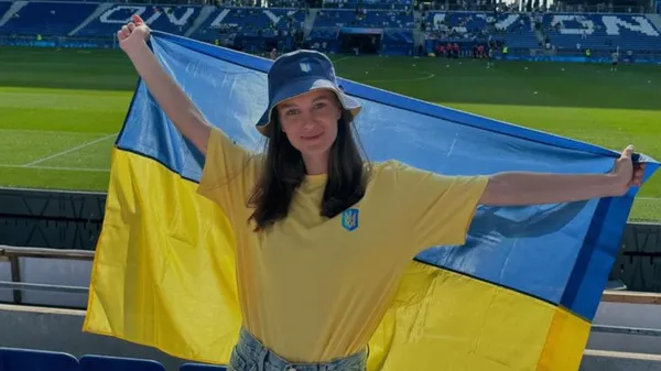 "Устроила себе свидание": возлюбленная Брагару наслаждается временем с собой – пока любимый работает