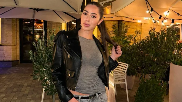 База Динамо як другий дім: наречена Вівчаренка чекає свого героя