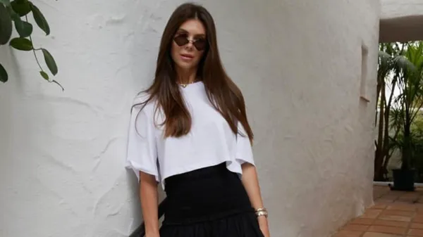 Реброва блищала у сміливому міні на концерті Бумбокса – всі погляди були прикуті до неї