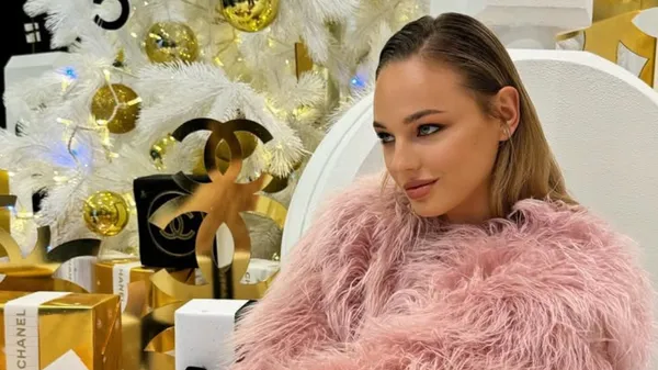 Білодід у звабливому вбранні – ексклюзивне відео за лаштунками фотосесії