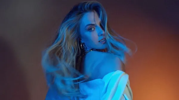 Олімпійська чемпіонка Харлан разом зі своїм нареченим відвідала матч Ювентуса – палкі вболівальники