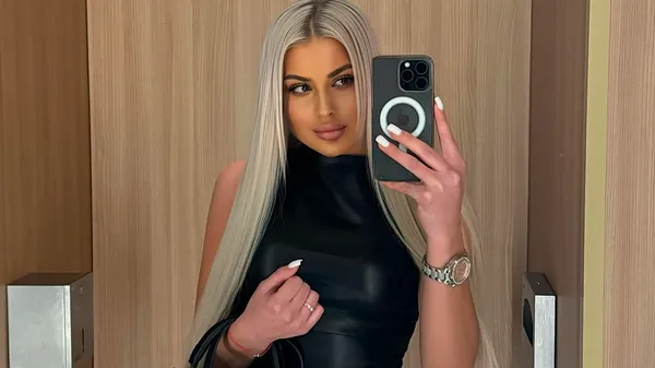 Сідниці в центрі уваги: як дівчина хавбека Колоса мотивувала обранця – прикра поразка Карпатам