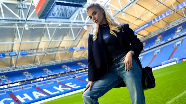 Лига чемпионов глазами Савиной: ведущая Шахтера сияет и делится закулисными моментами – впечатляет