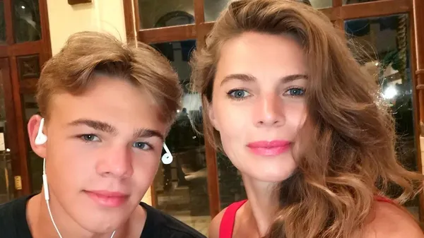 Син Саленка дебютував за Динамо у 19 років – таємнича красуня сприяє кар'єрі з юних років