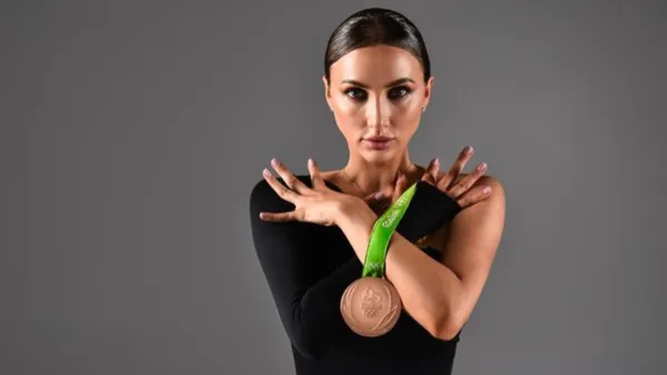 "Втомлена, але щаслива": Різатдінова показалася без макіяжу – її вигляду можна позаздрити