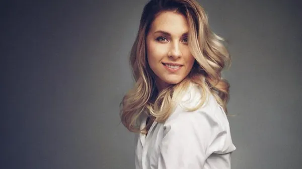 "Это лучшая съемка": Харлан пленила сеть неземной красотой и эффектным образом – лучшее доказательство