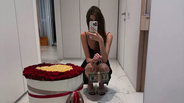 Очеретько замилував ідилією з улюбленцем: поцілунки футболіста потрапили на камеру