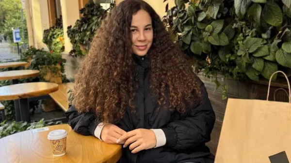 Українська веслувальниця Лузан хизується стрункими ніжками, насолоджуючись відпочинком – захват