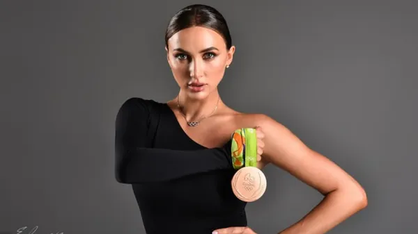 "Ні, не на побачення": Різатдінова підкорила фанів фантастичним виглядом – закохує поглядом