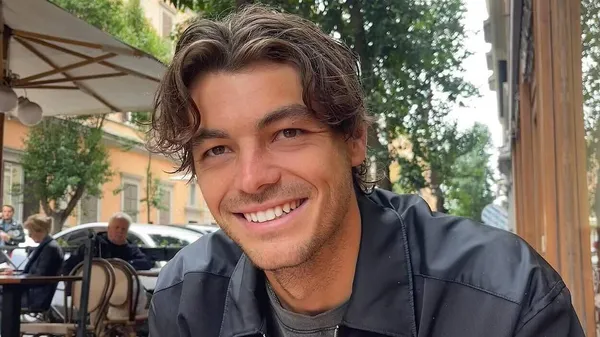 Звезда тенниса нашел любовь в приложении для знакомств – удивительная красотка имеет необычный рецепт соблазна