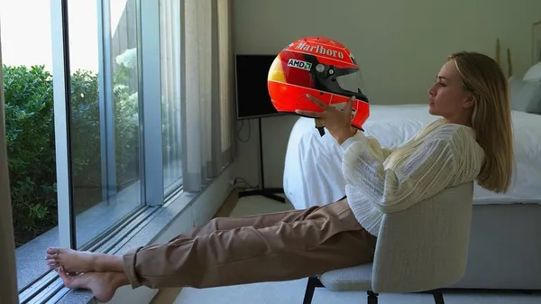 Том Круз переманил испанскую гонщицу из Формулы-1: невероятная красавица мчится в Голливуд