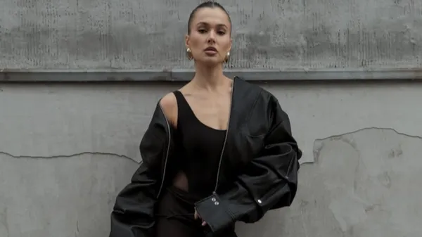 Улюблениця Дубінчака поділилася кумедними фото в новій яскравій шапці – стиль і шик