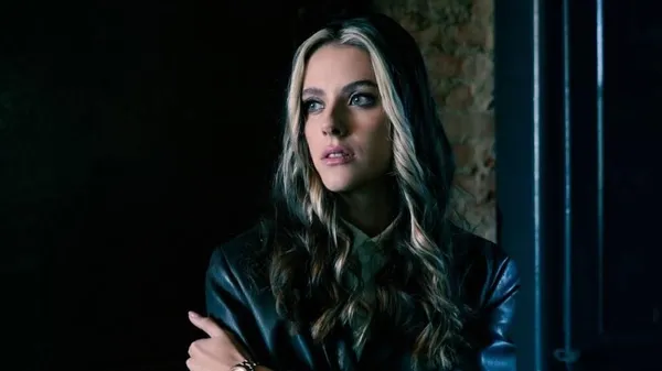 Магучіх вразила таємничою фотосесією в новому образі – б'є всі рекорди: "Як студентка Слизерина"