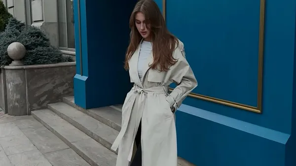 Модный минимализм немедийной девушки Бескоровайного поразил подписчиков – показываем