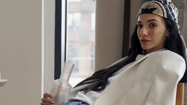 Невероятная жена игрока Полесья показала, как украсила свой дом к Рождеству – атмосферные фото