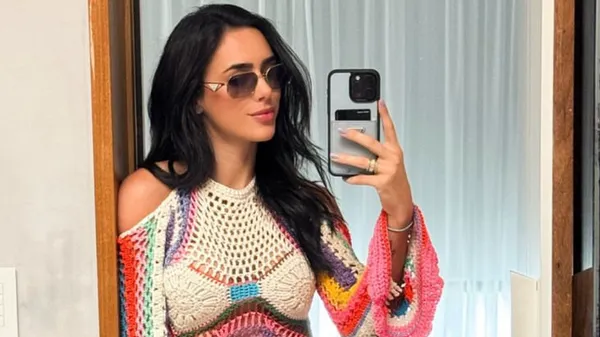 Роскошная возлюбленная Неймара выложила на показ свое стройное тело – манит даже издалека