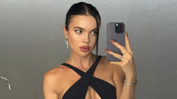 Зухвала і стильна колишня Кравця відверто випромінювала свою красу – фани в захваті