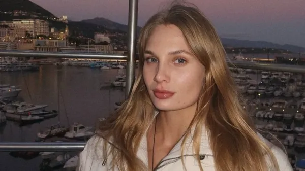 "Вау, яка ж красива": Ястремська розбурхала мережу яскравим фото – підкорює Австралію