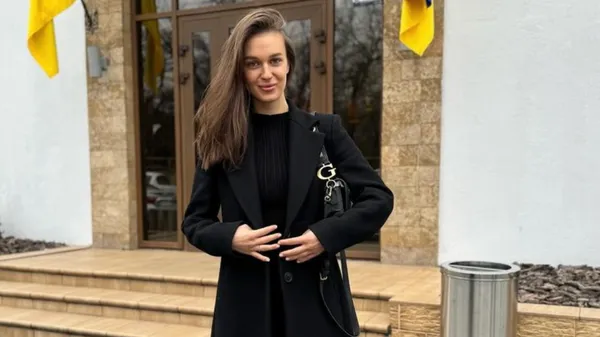 Вродлива кохана Брагару зачарувала природною вродою – чоловік вражений