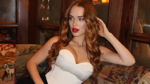 Сьогодні всі квіти для неї: кохана Бабогла святкує 21-річчя – вона найщасливіша дівчина у світі