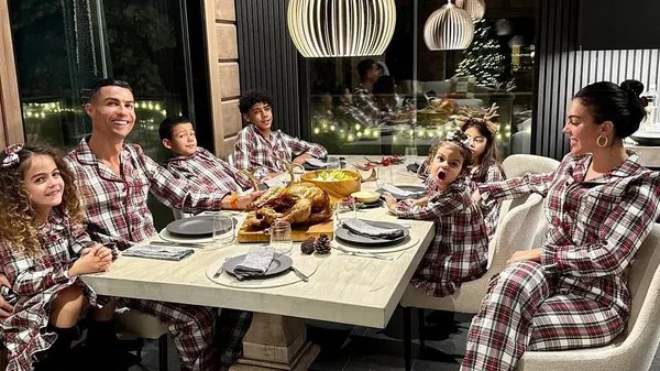 Роналду отримав приголомшливо дорогий подарунок на Різдво – Джорджина пішла ва-банк