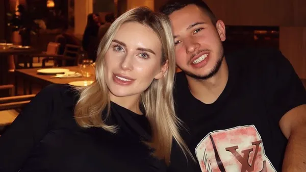 Роскошная Кандыба демонстрирует свои пышные формы – нападающий Динамо не может нарадоваться