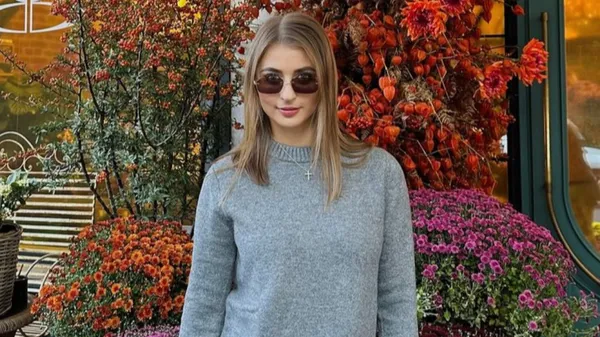 Друга половинка Різника розчулила фанів новими фото з сином – відпочивають, поки тато працює