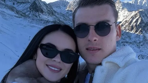 Лунин и его возлюбленная наслаждаются роскошью – фантастические пейзажи с вертолета