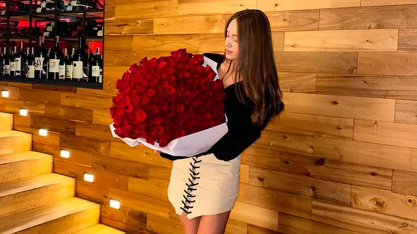 Друга половинка Яцика на бою Усика: вона показала всю красу боксерського драйву