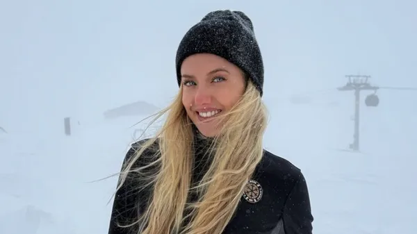 Найсексуальніша спортсменка Шмідт підкорює в спокусливому бікіні – Магучіх оцінила її тіло