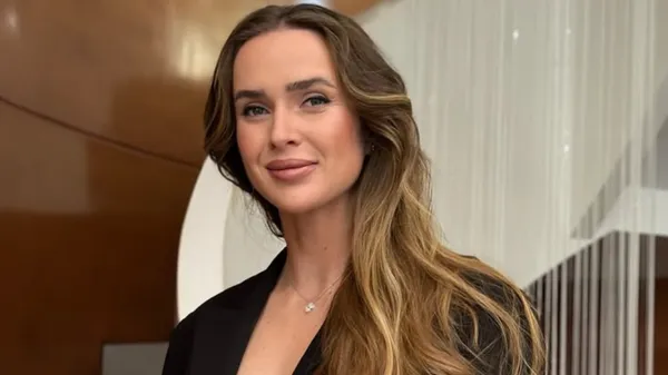 Світоліна поділилася милим моментом у святковій атмосфері – відвідала французький ресторан