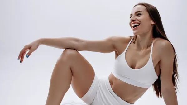 "Яка кокєтка": Скамарохова зачарувала в крихітному вбранні – вона вміє зваблювати