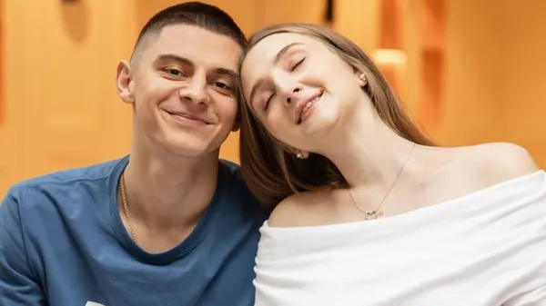 Улюблениця Миколенка зачаровує вагітними фото – краса розцвітає ще більше