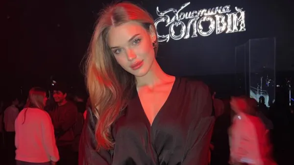 Улюблениця Бабогла вразила святковим образом на свій день народження – елегантність у кожній деталі