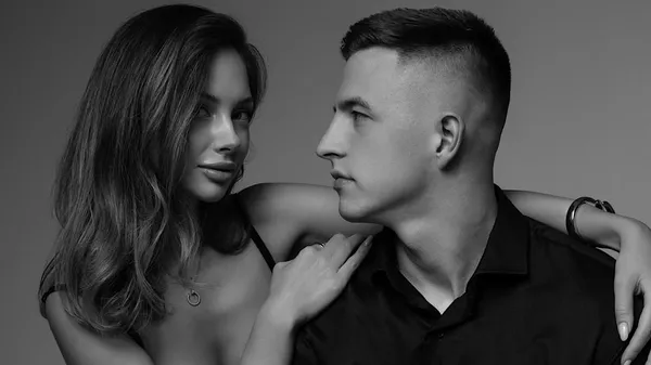 "Містер і місіс Трубіни": розкішна церемонія весілля кіпера і казкова сукня нареченої – новина дня