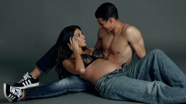 Королева краси подарувала партнеру Забарного двійню перед матчем: "Найпрекрасніша подія в житті"