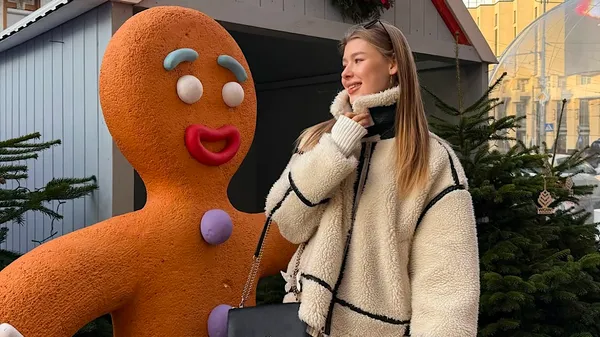 "Какая у меня красивая жена": Драмбаева показала гламурное воплощение изящества – футболист в восторге