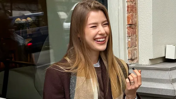 Казковий флірт: любка Драмбаєва захопилася імбирним "чоловіком"