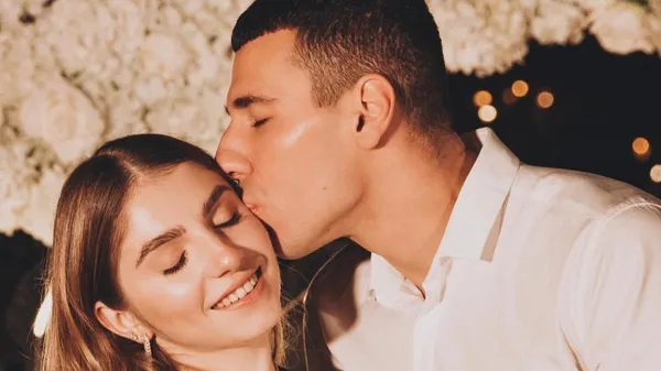 Кіпера збірної України величають найкращим чоловіком світу – блискуча дівчина, шик і кар'єрний ріст