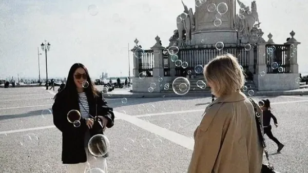 Кохана Довбика засвітила фігуру і зробила зізнання щодо Артема – лише два слова